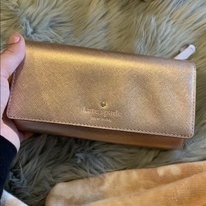 Kate spade cedar street nika wallet rose gold